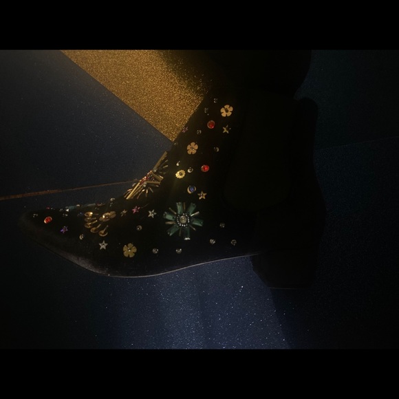 BETSEY JOHNSON LMTD STAR BEJEWELED ANKLE Boots - Picture 8 of 14